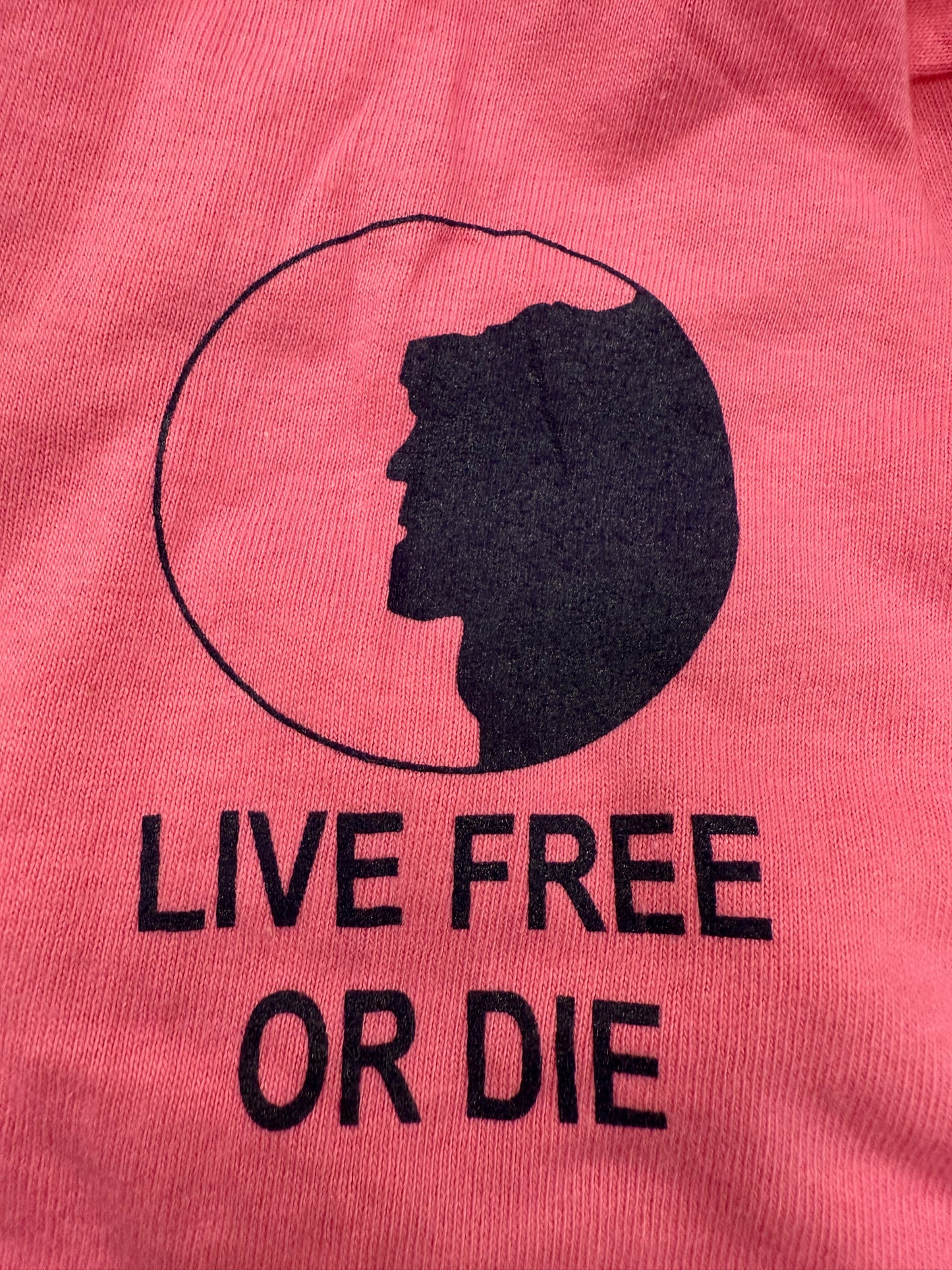 Gusanoz We The People T-Shirt Pink