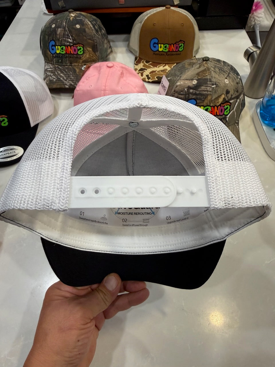 Retro Trucker Hat Gusanoz